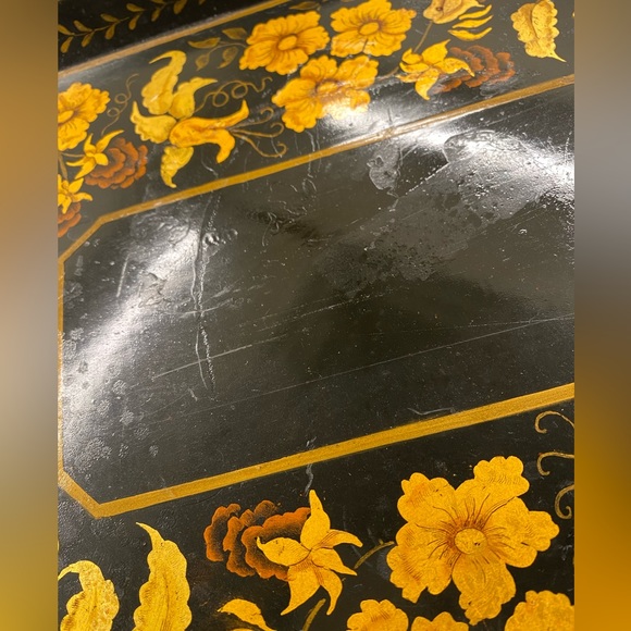 1950’s Hand Painted Metal Tray - Picture 3 of 6